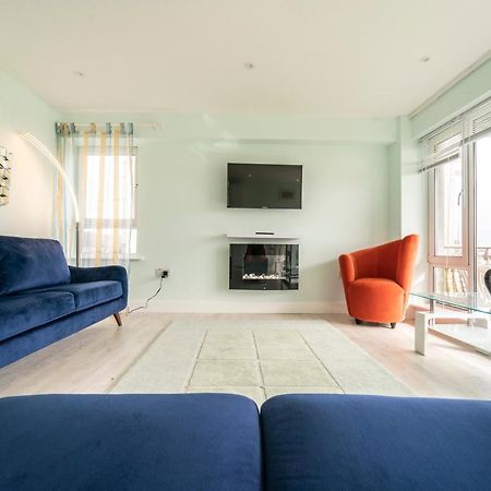 Luxurious Seaside Apartment Голвей Екстер'єр фото