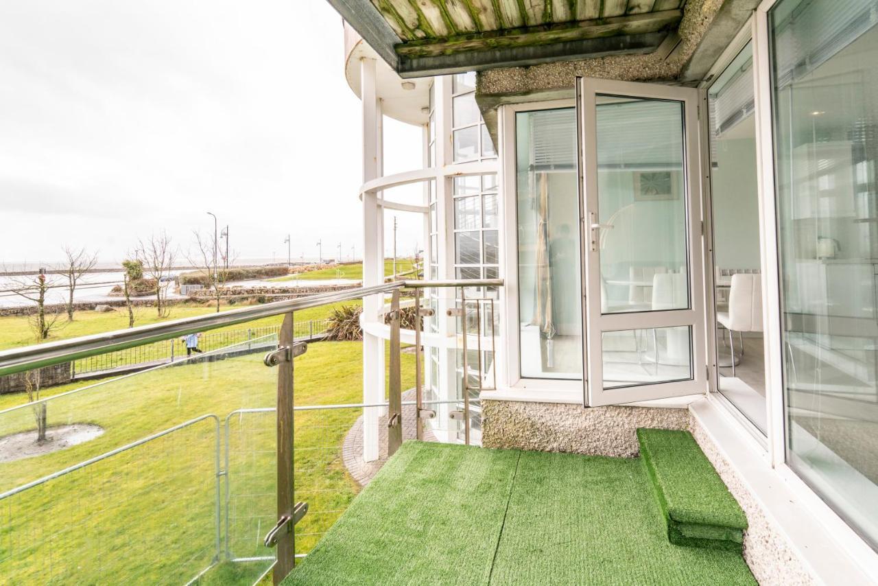 Luxurious Seaside Apartment Голвей Екстер'єр фото